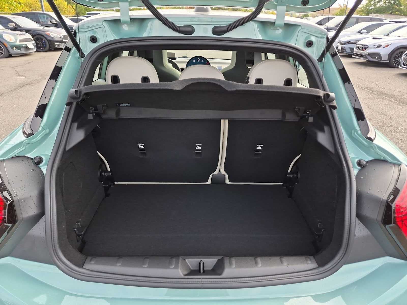 2027 MINI 4 DOOR SIGNATURE PLUS