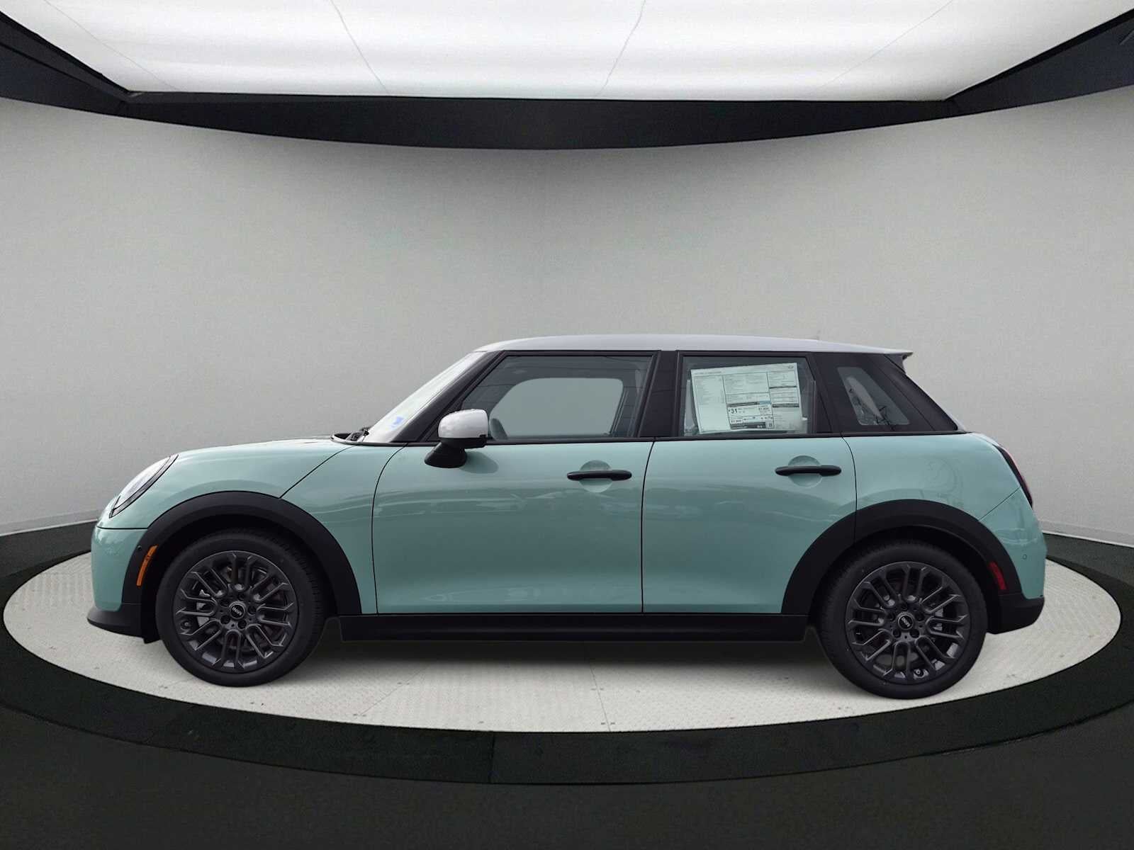 2027 MINI 4 DOOR SIGNATURE PLUS