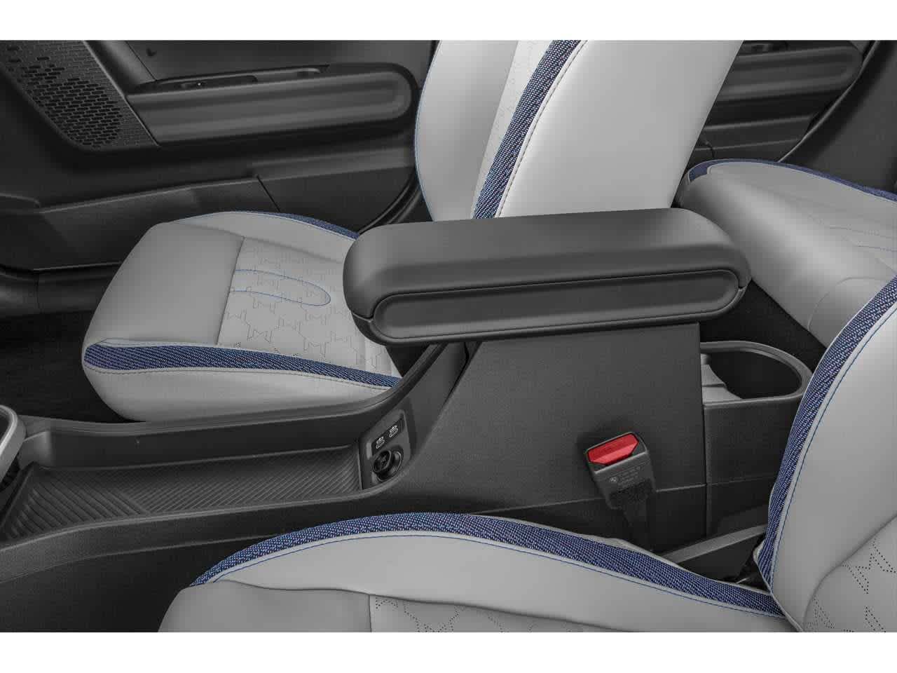 2026 MINI 4 DOOR ICONIC