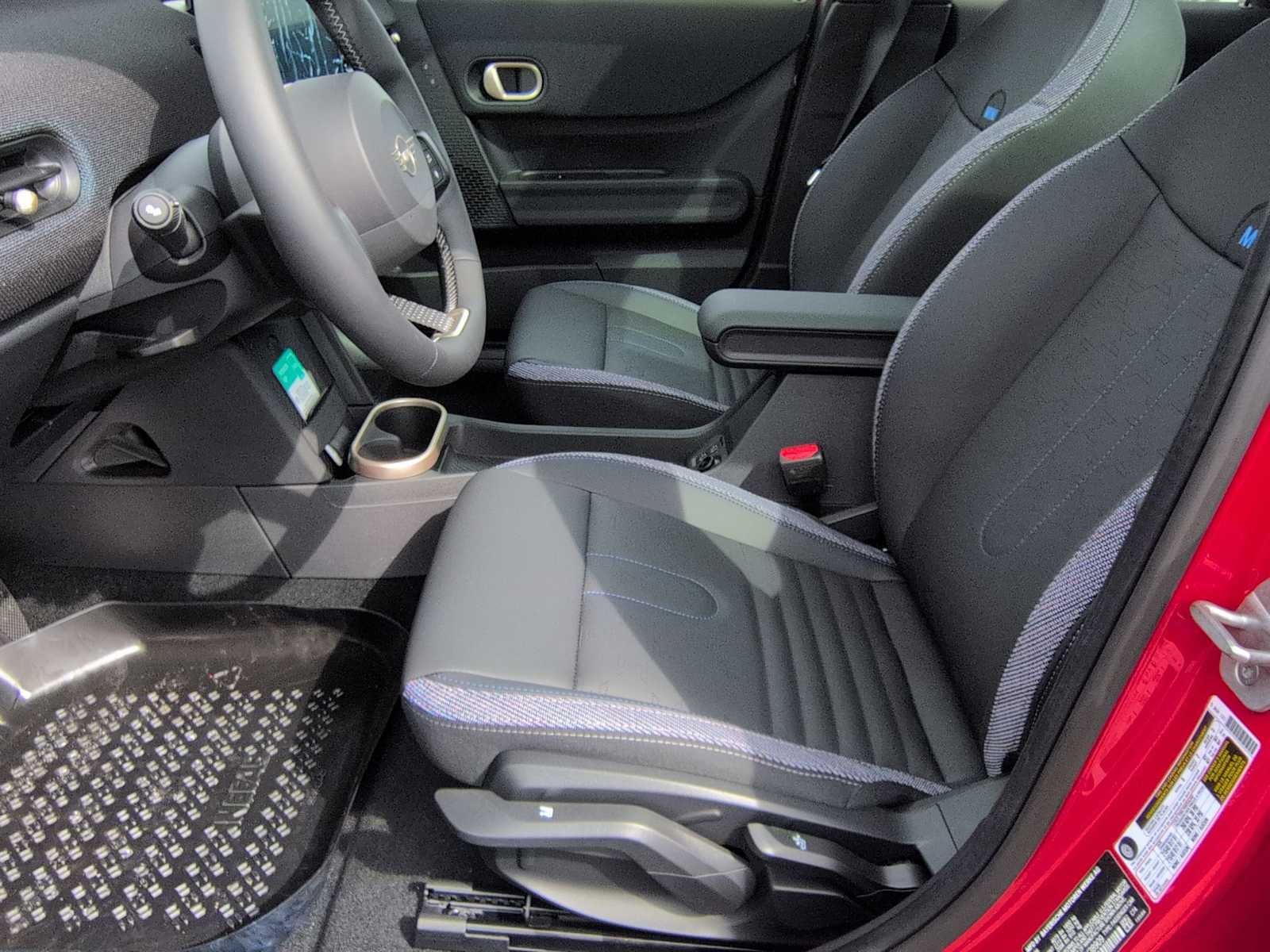 2026 MINI 4 DOOR ICONIC