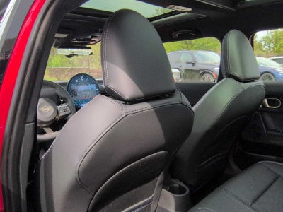 2026 MINI 4 DOOR ICONIC