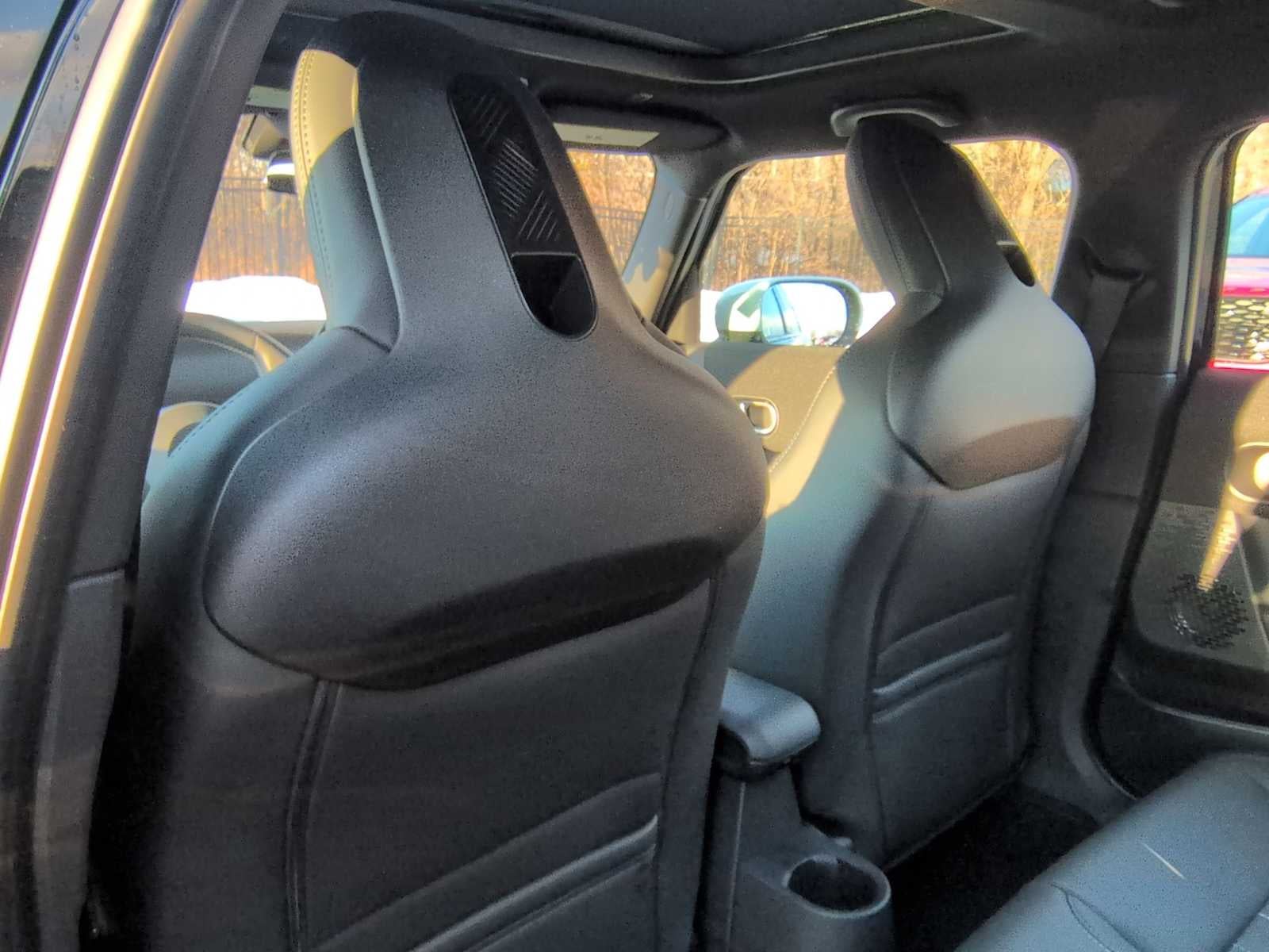 2026 MINI 4 DOOR SIGNATURE PLUS