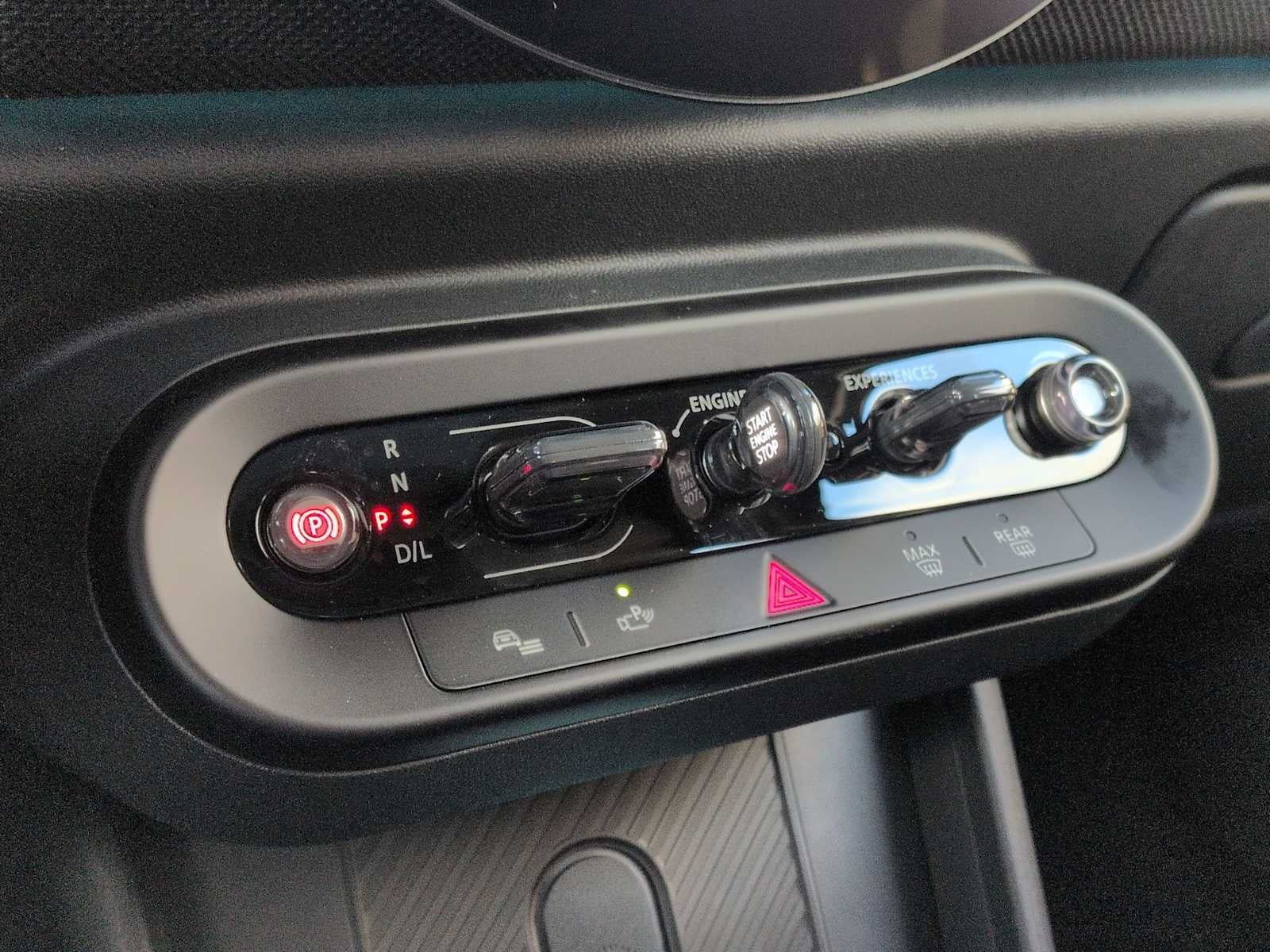 2026 MINI 4 DOOR SIGNATURE PLUS