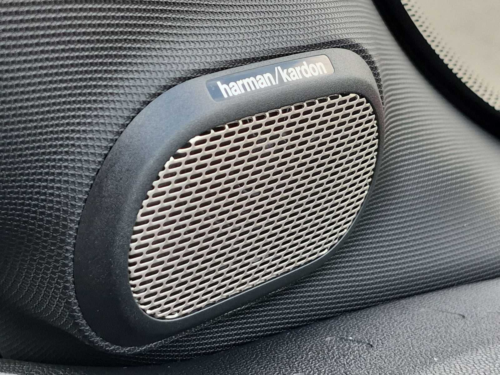 2027 MINI 4 DOOR ICONIC