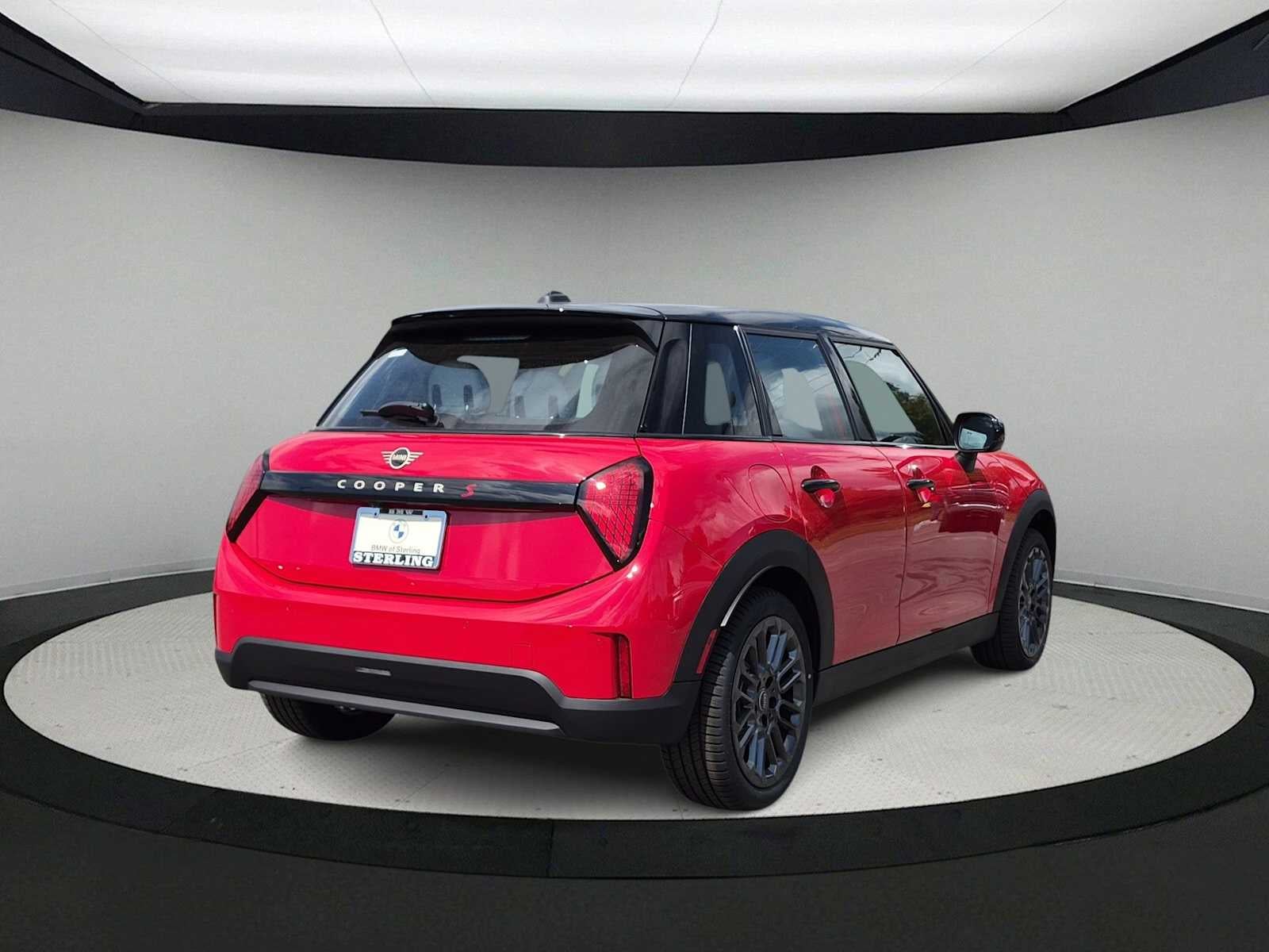2027 MINI 4 DOOR ICONIC
