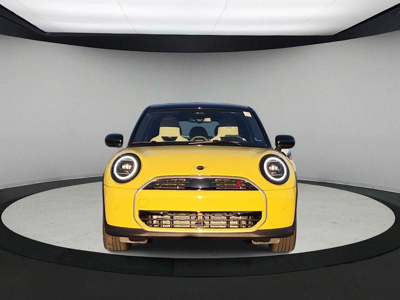 2027 MINI 4 DOOR SIGNATURE PLUS