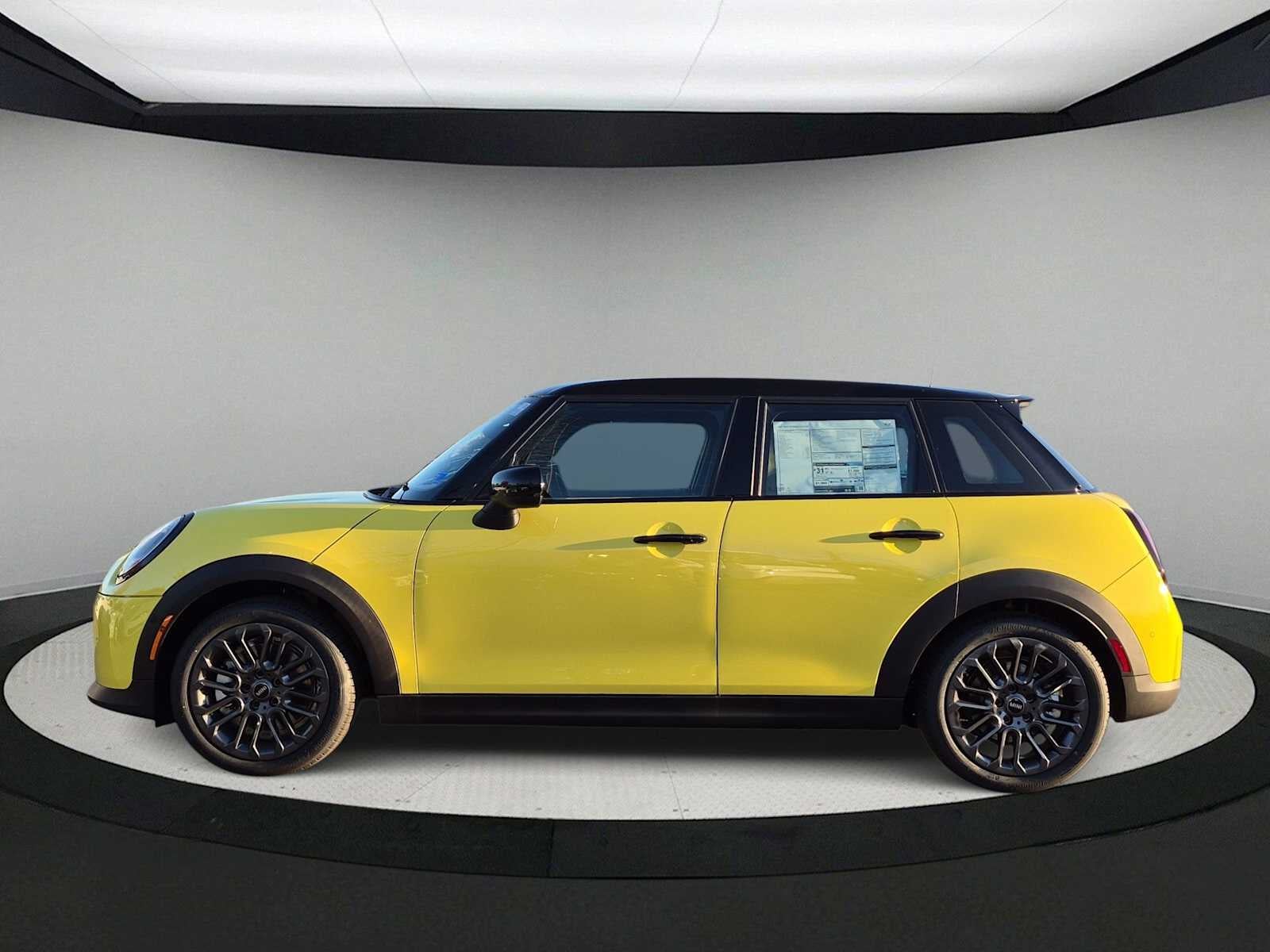 2027 MINI 4 DOOR SIGNATURE PLUS