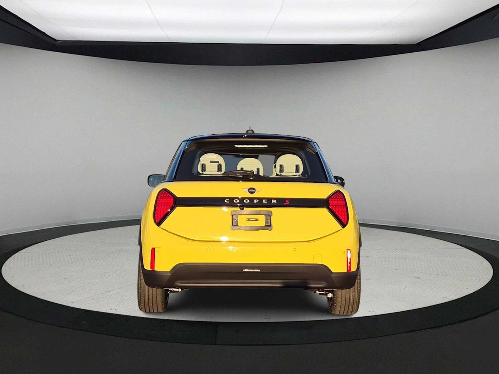 2027 MINI 4 DOOR SIGNATURE PLUS