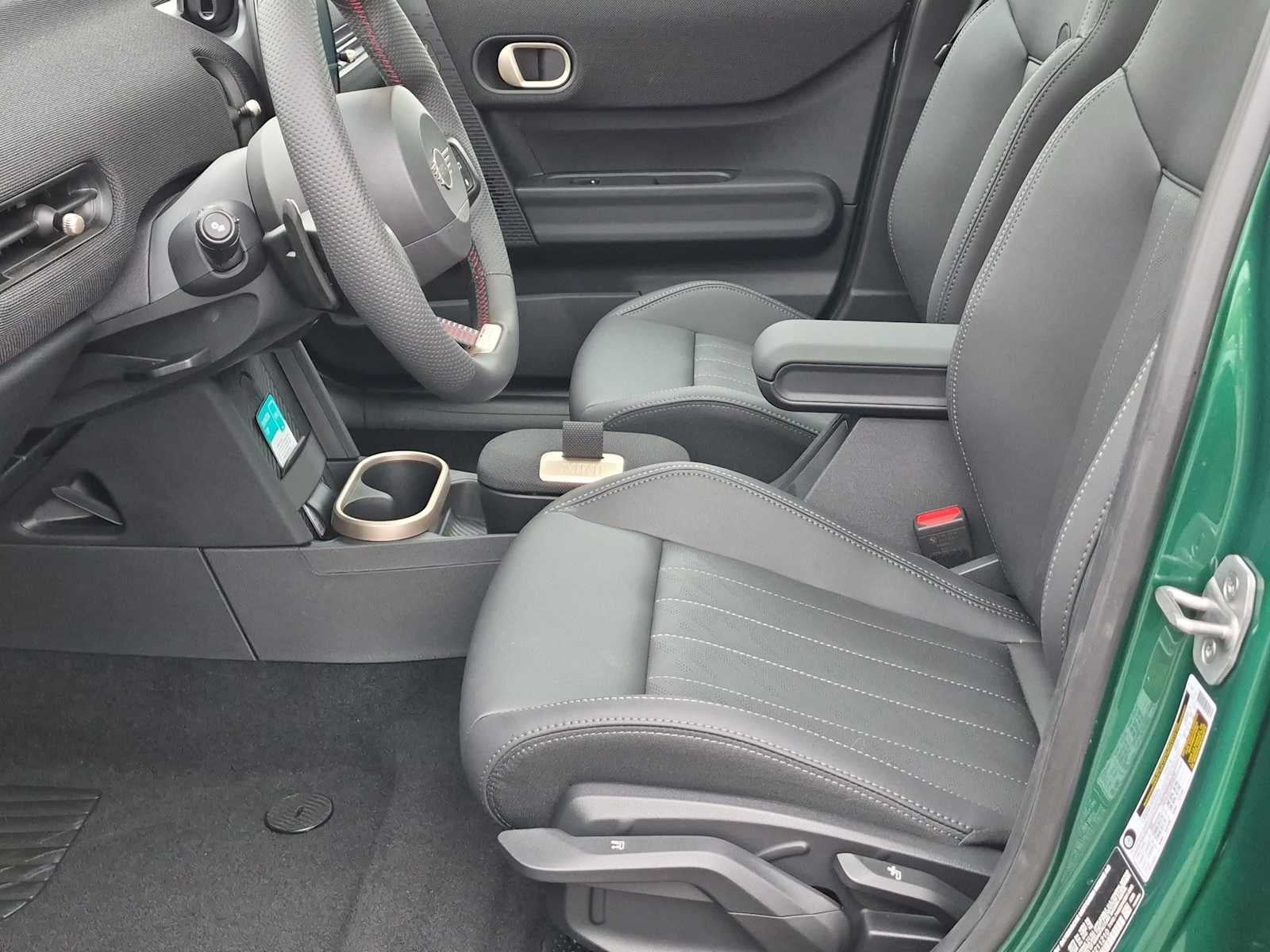 2027 MINI 4 DOOR ICONIC