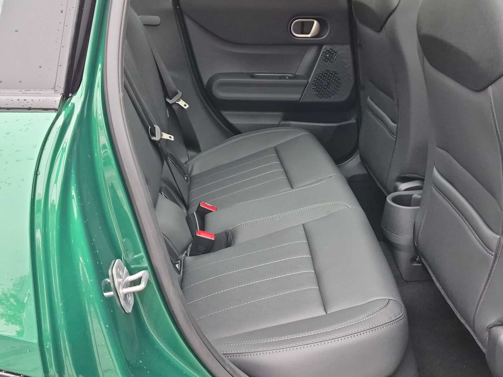 2027 MINI 4 DOOR ICONIC