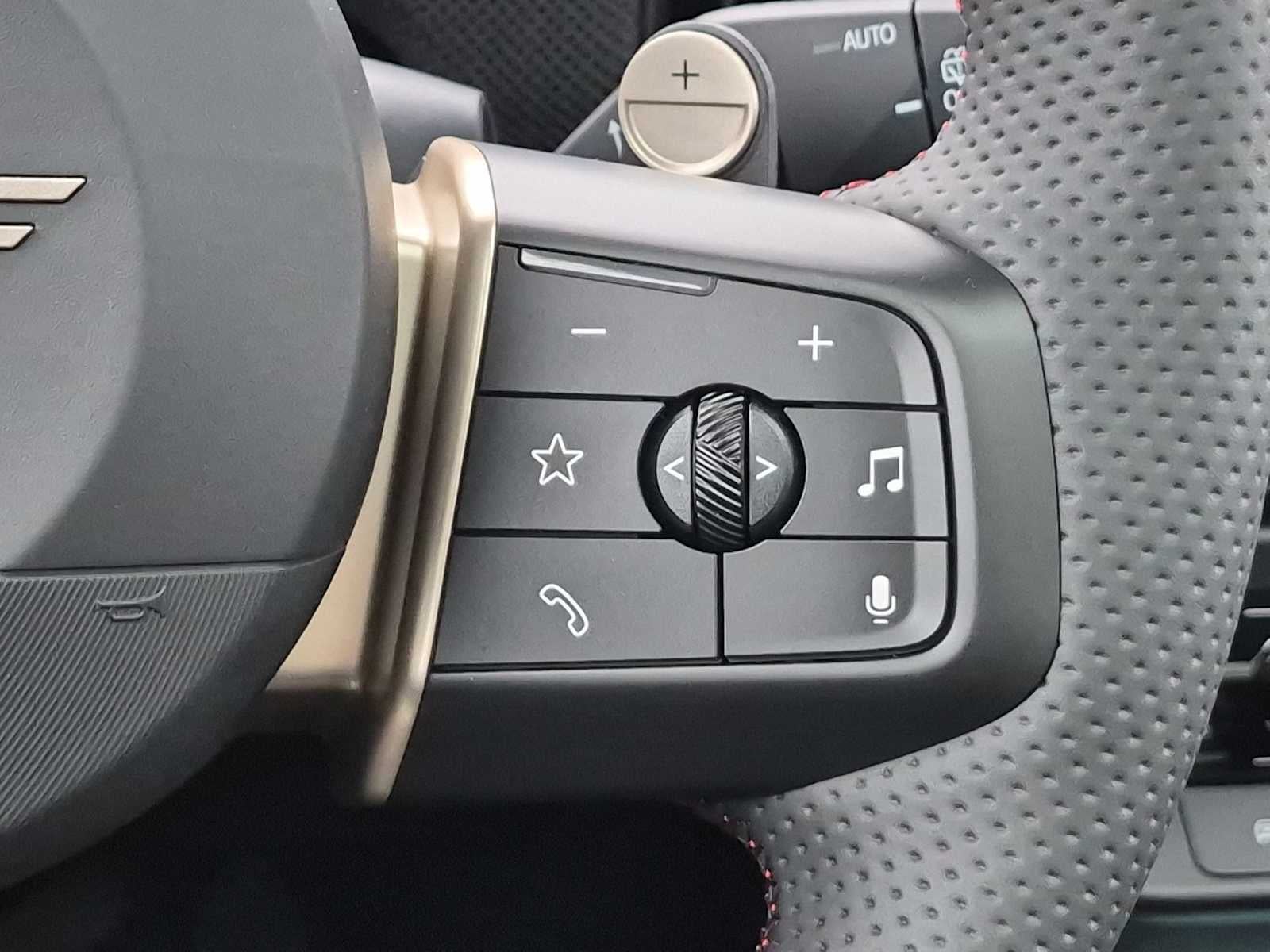 2027 MINI 4 DOOR ICONIC