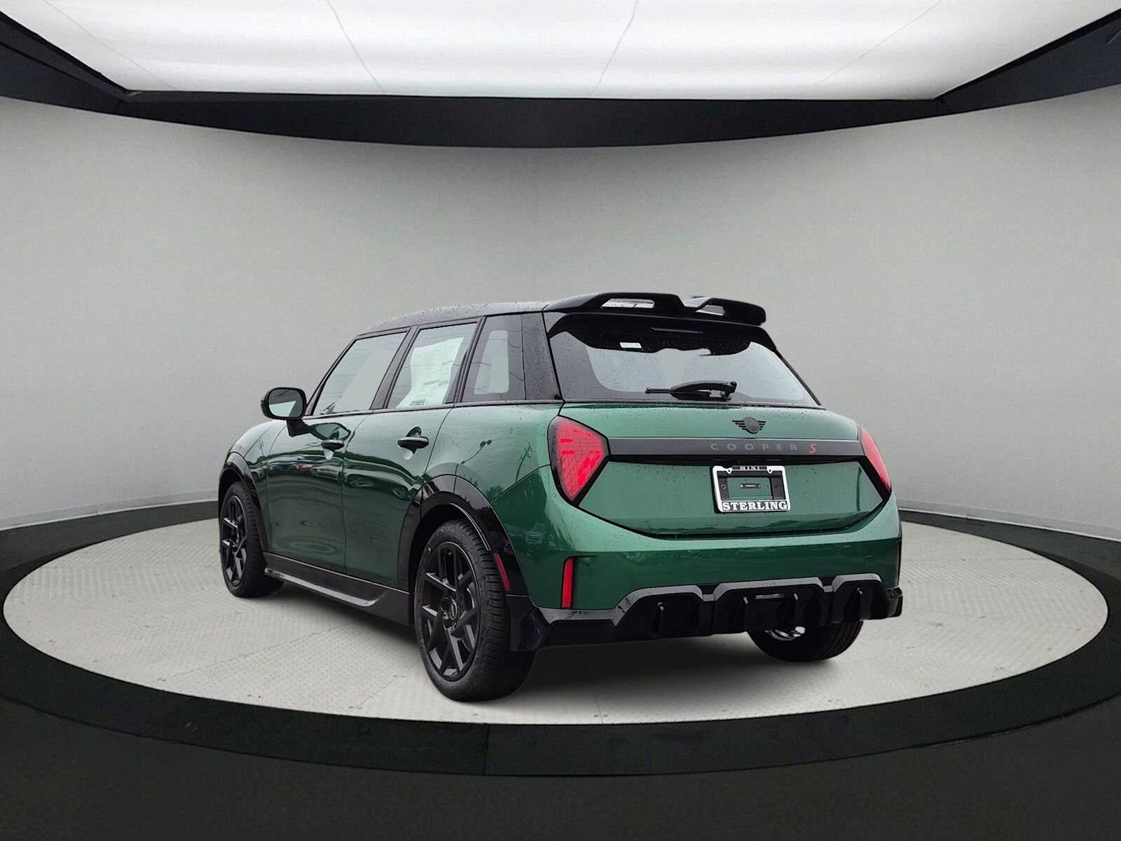 2027 MINI 4 DOOR ICONIC
