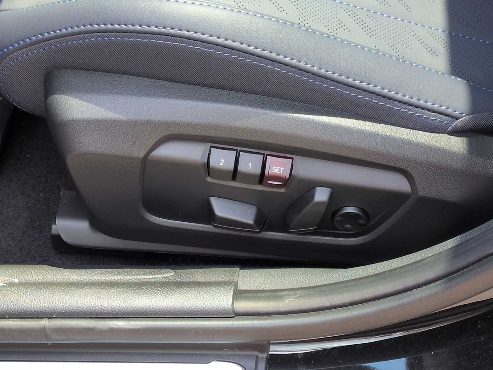 2026 MINI 4 DOOR SIGNATURE PLUS