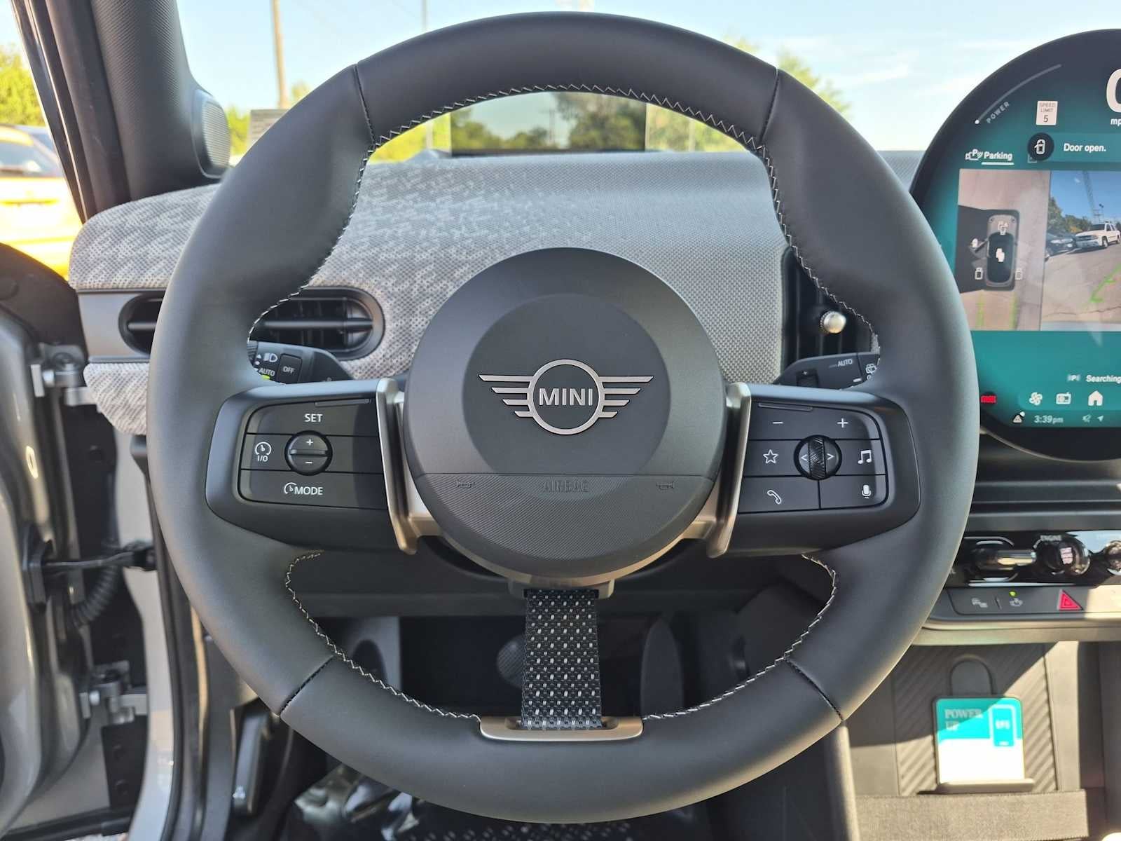 2027 MINI 4 DOOR ICONIC