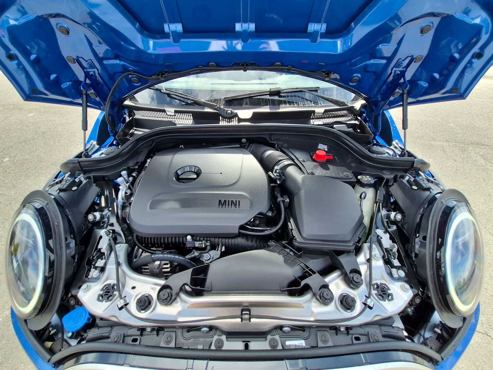 2027 MINI 4 DOOR SIGNATURE PLUS