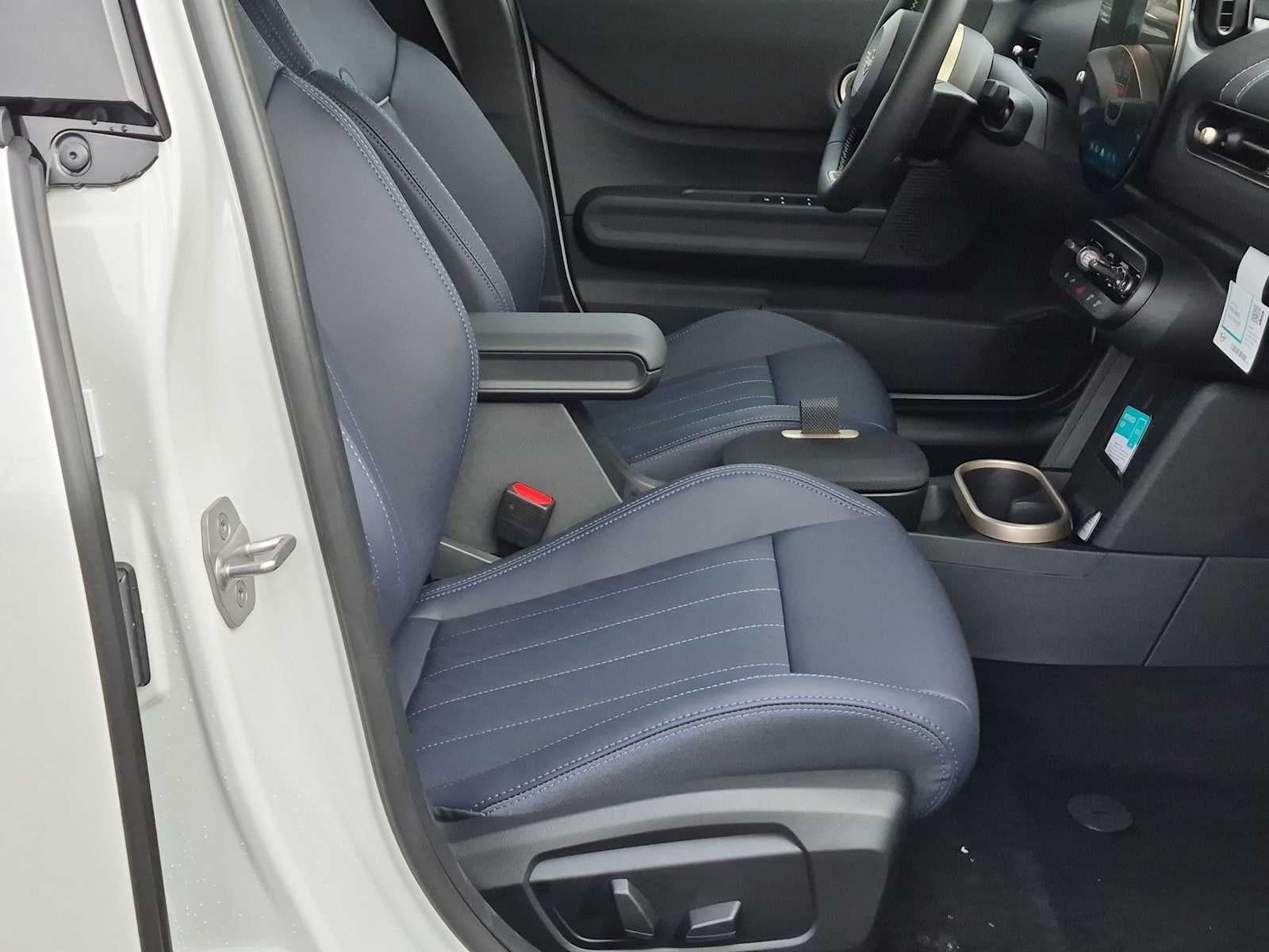 2027 MINI 4 DOOR SIGNATURE PLUS