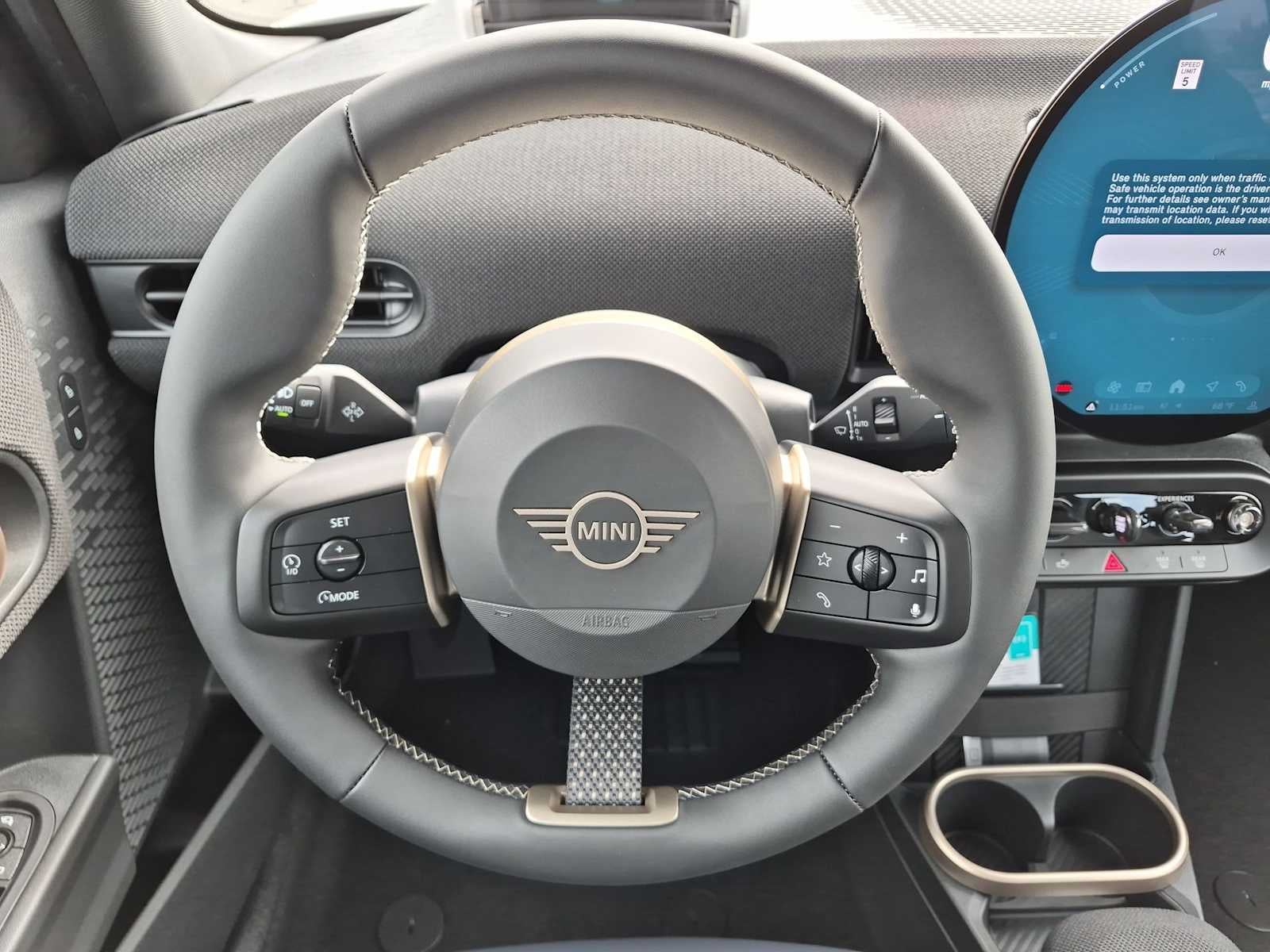 2027 MINI 4 DOOR SIGNATURE PLUS