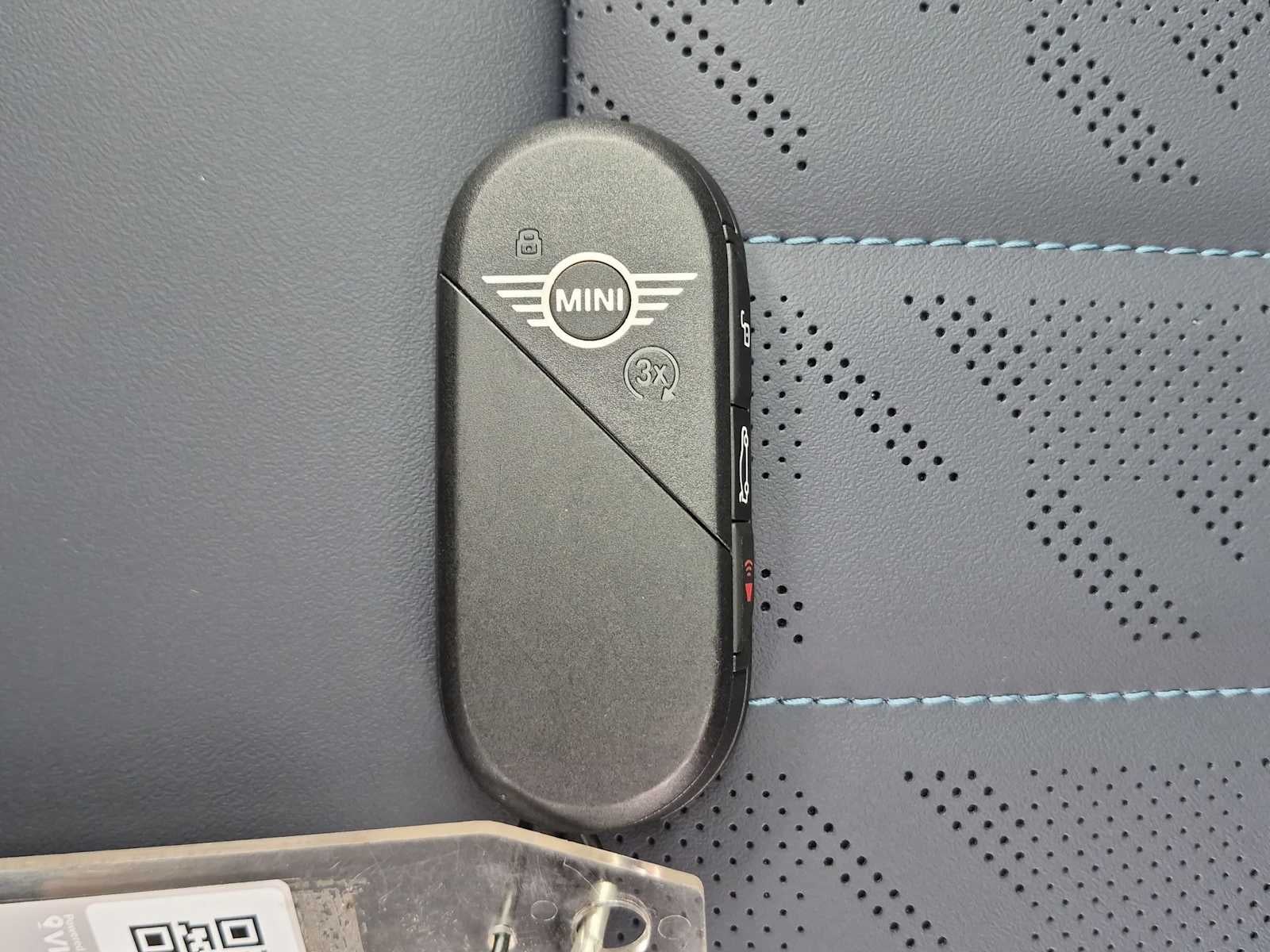 2027 MINI 4 DOOR SIGNATURE PLUS