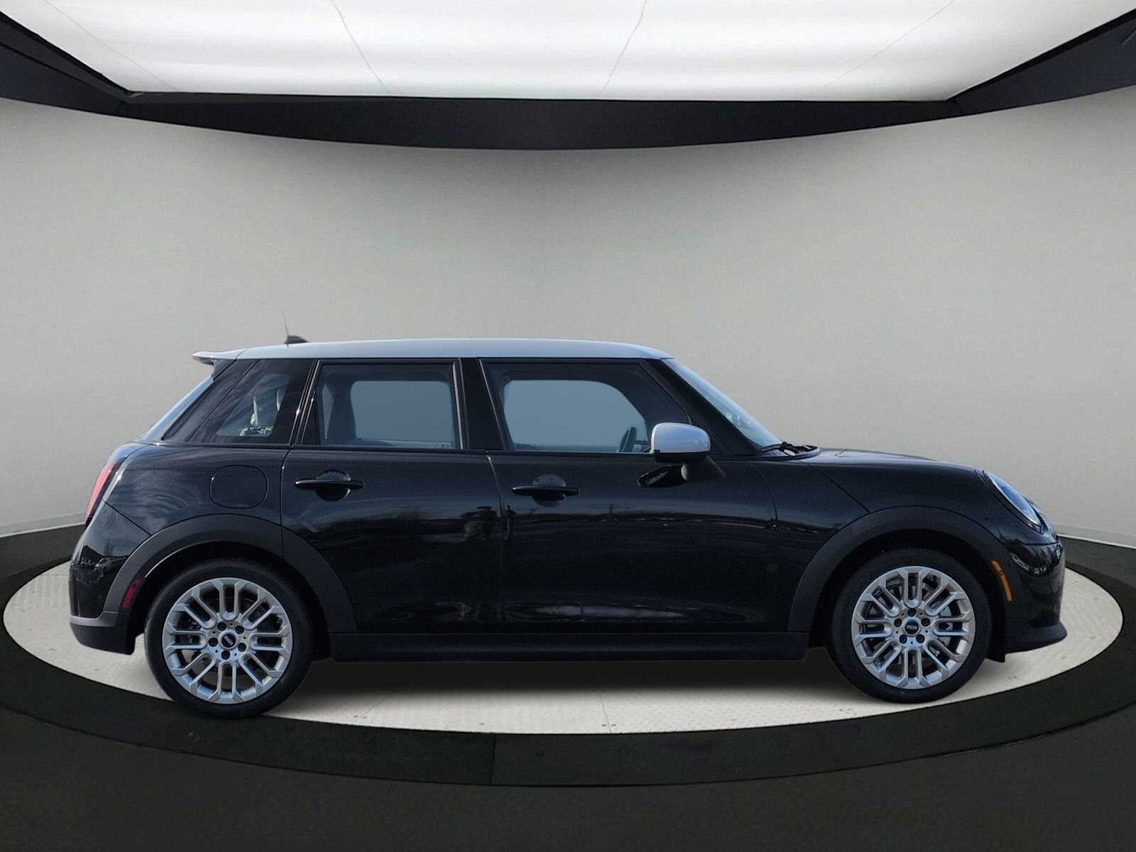 2025 MINI HARDTOP 4 DOOR Cooper S