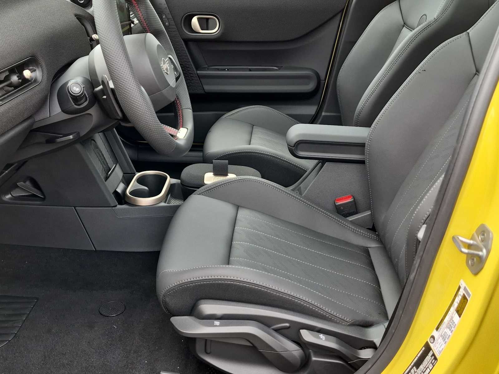 2027 MINI 4 DOOR ICONIC