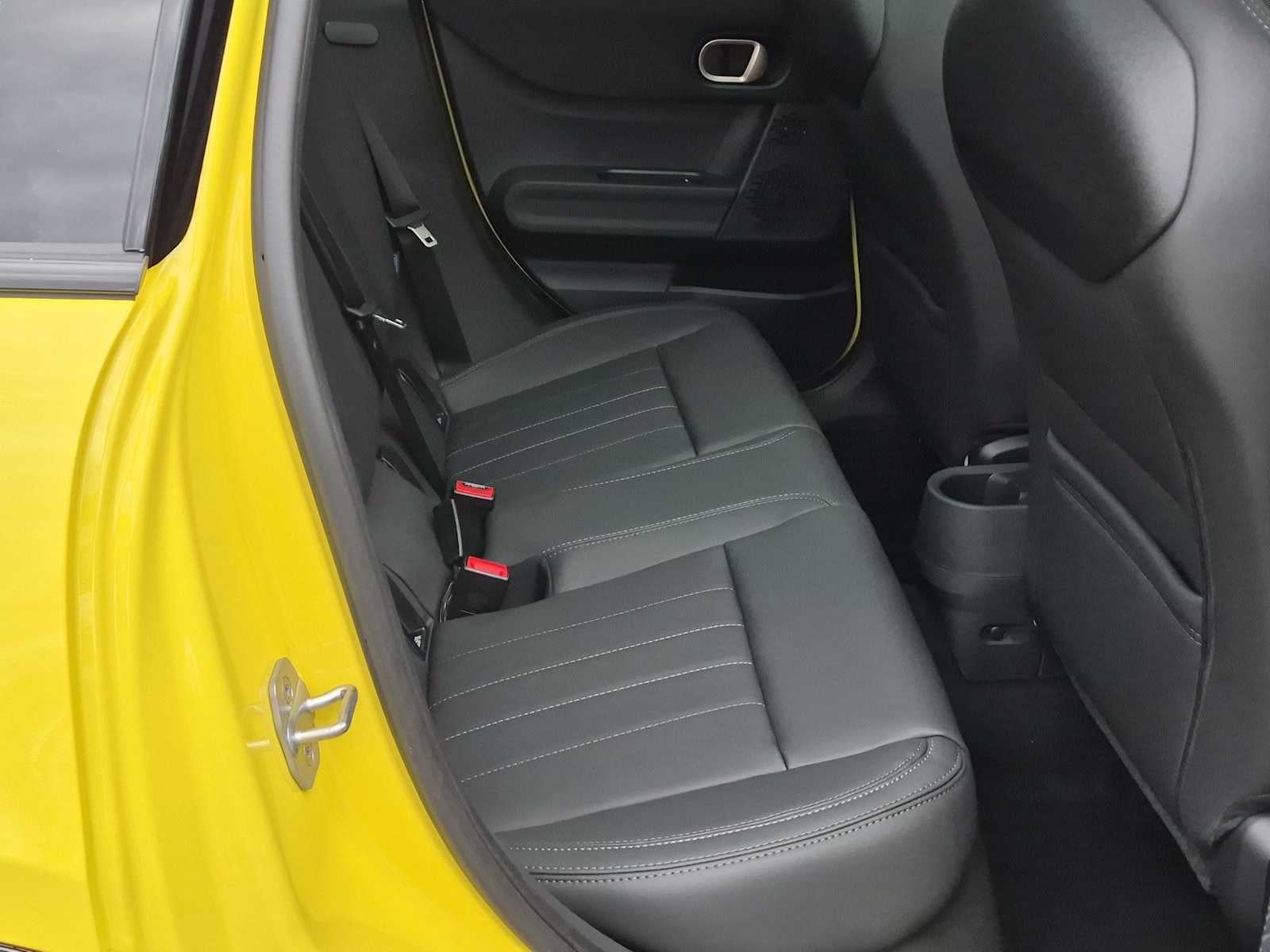 2027 MINI 4 DOOR ICONIC