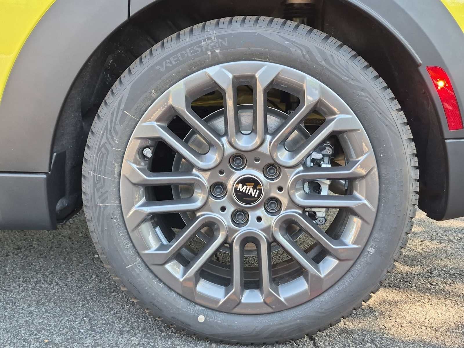 2027 MINI 4 DOOR ICONIC