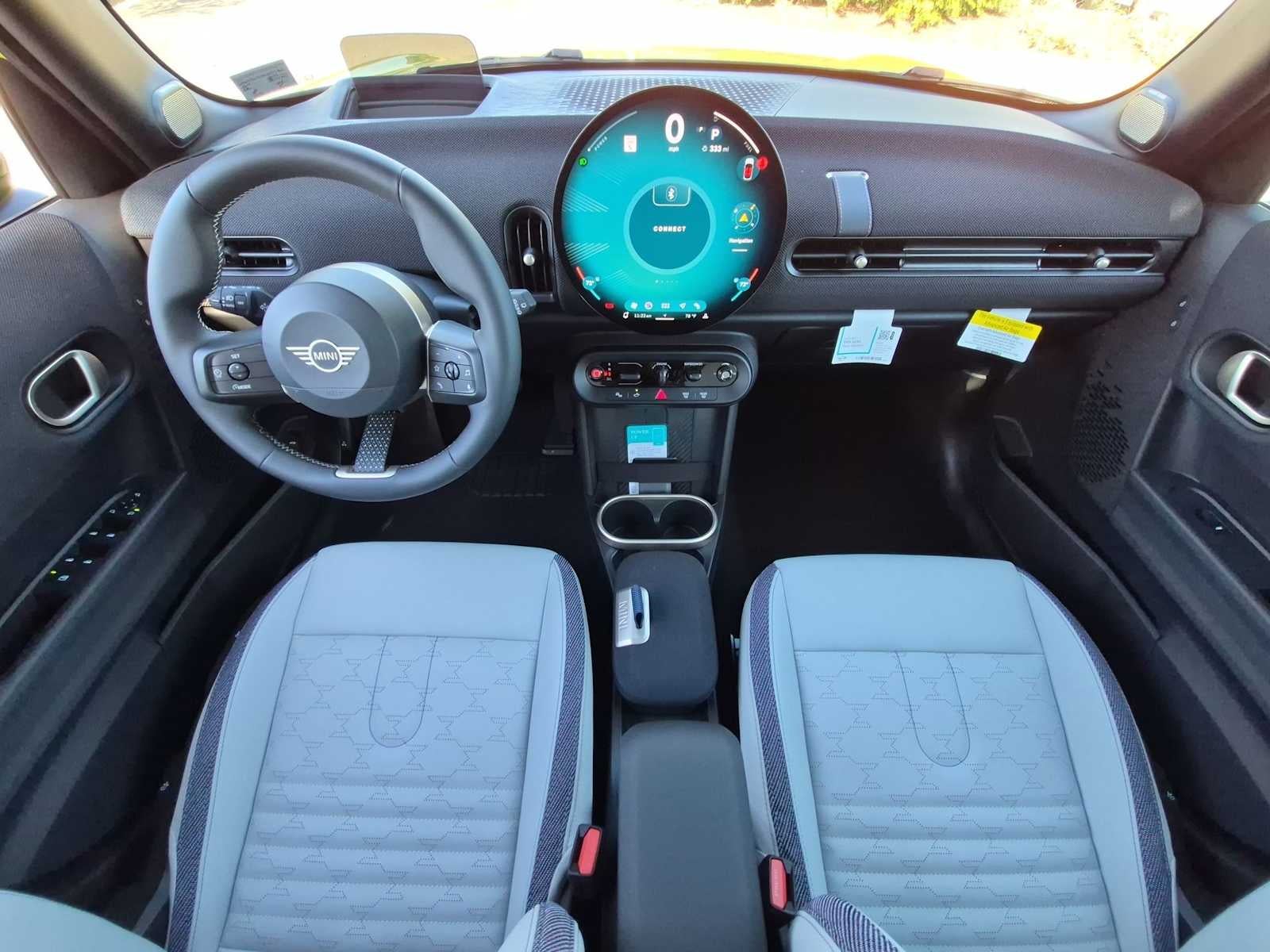 2027 MINI 4 DOOR ICONIC