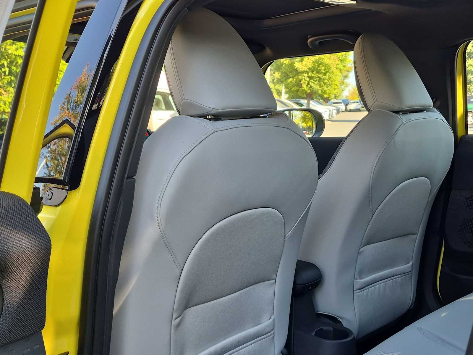 2027 MINI 4 DOOR ICONIC