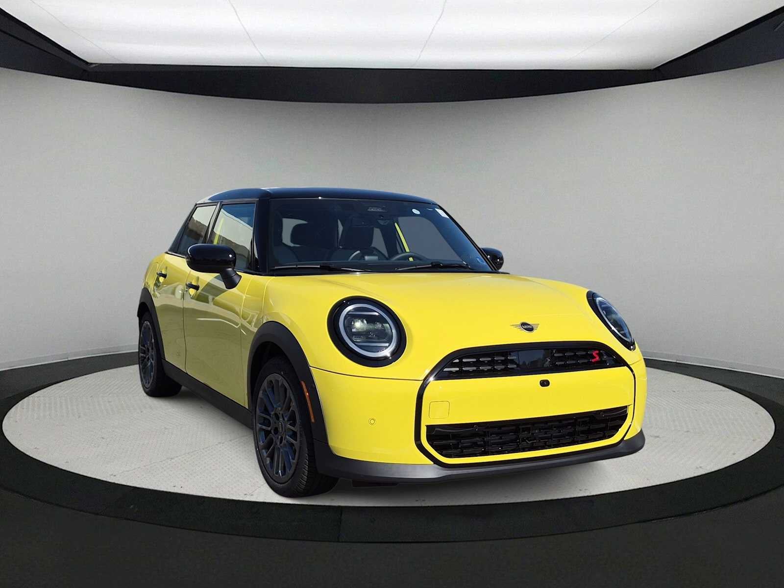 2027 MINI 4 DOOR ICONIC