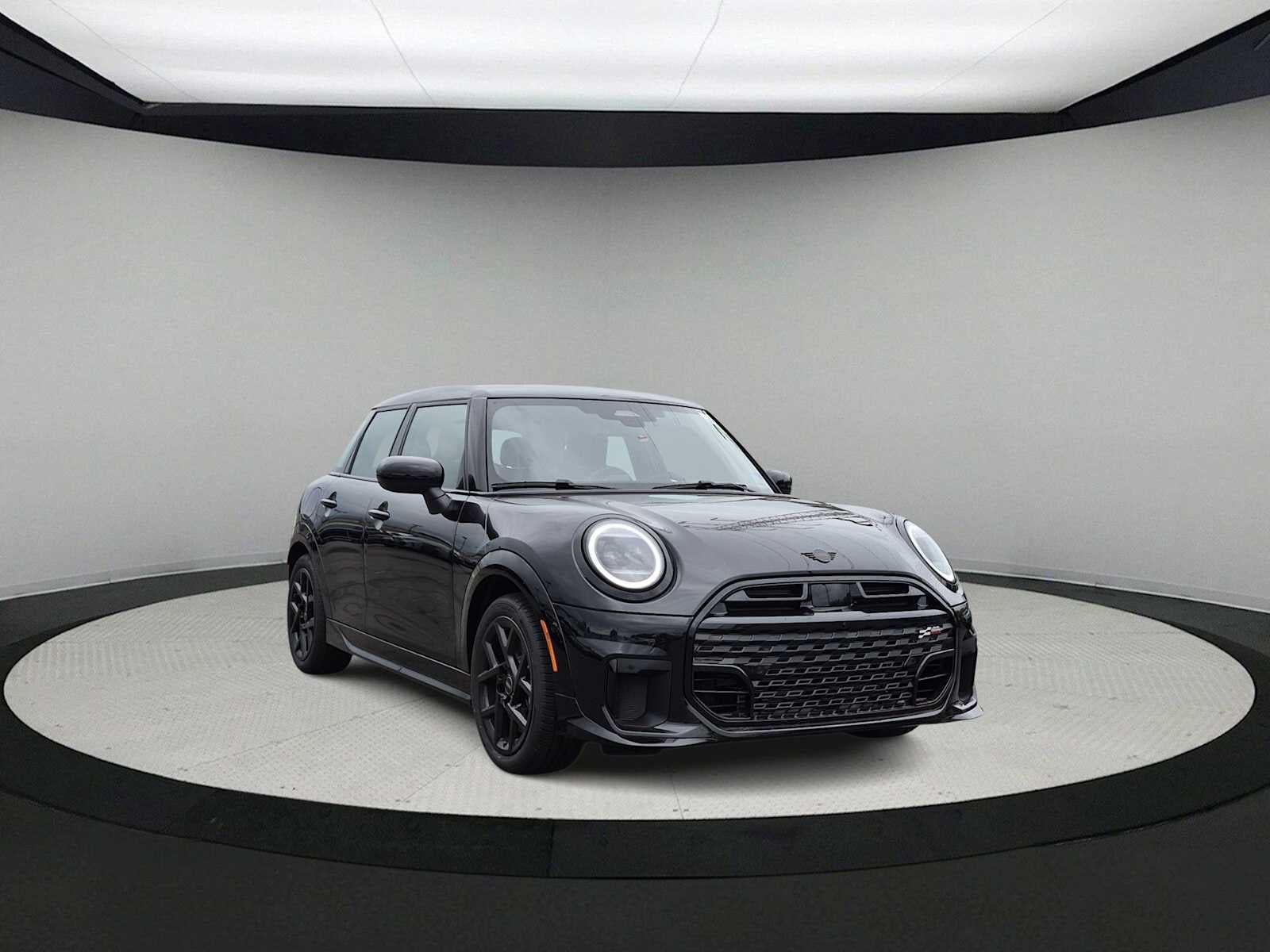 2027 MINI 4 DOOR ICONIC