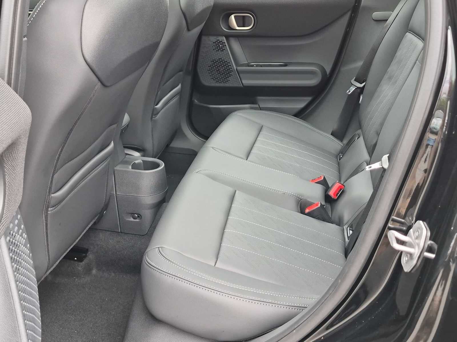 2027 MINI 4 DOOR ICONIC