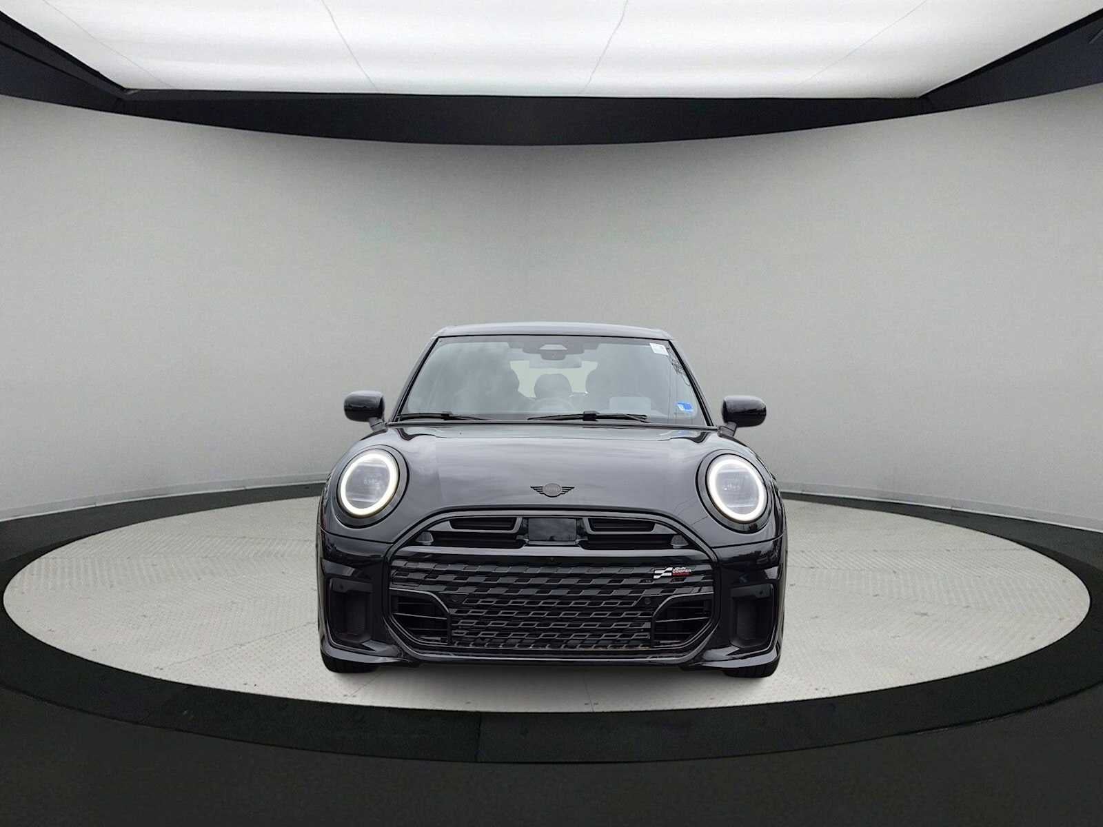 2027 MINI 4 DOOR ICONIC