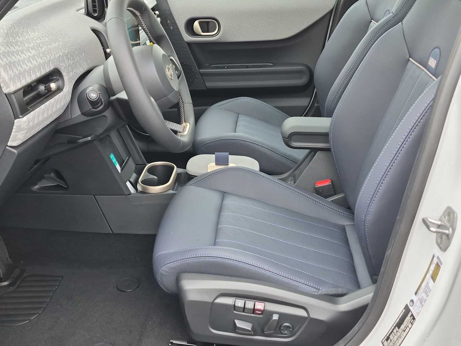 2027 MINI 4 DOOR ICONIC