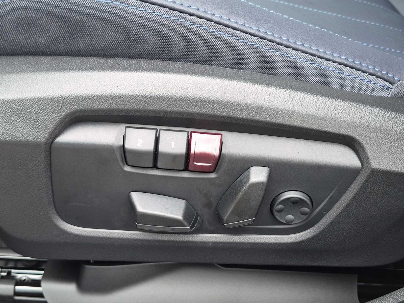 2027 MINI 4 DOOR ICONIC