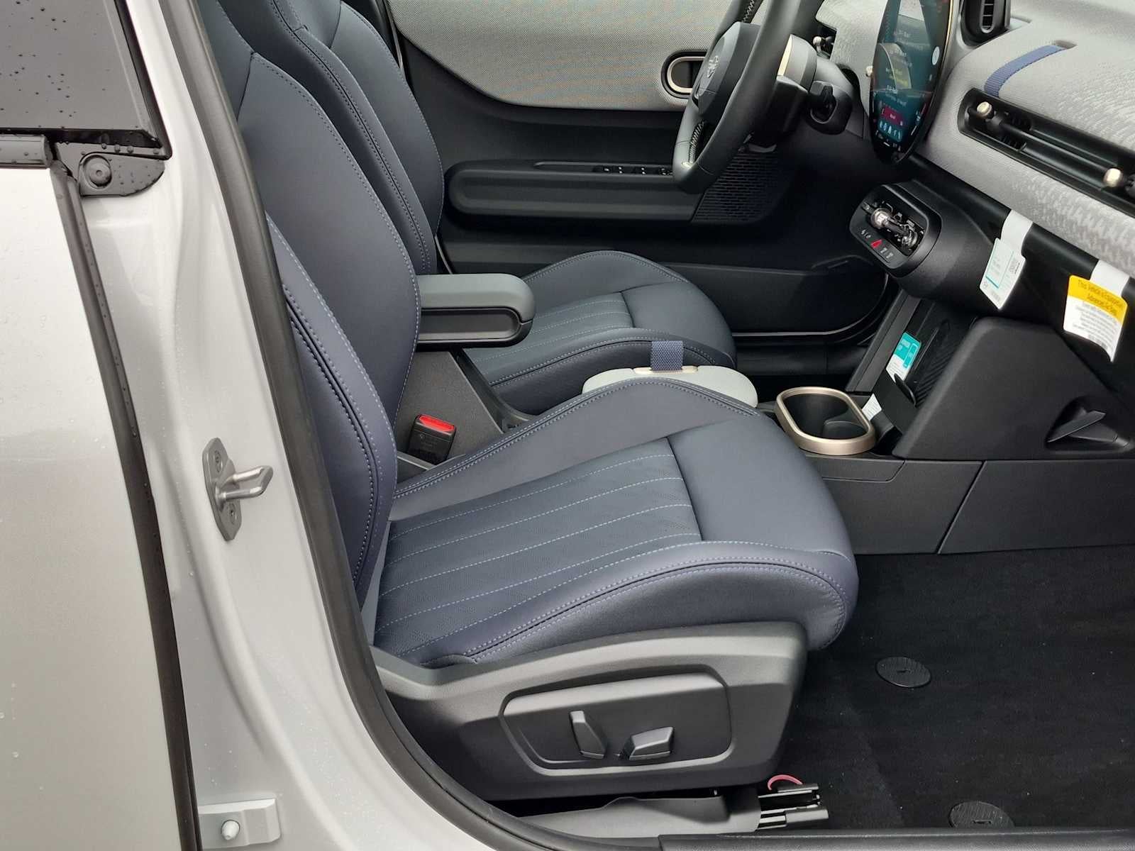 2027 MINI 4 DOOR ICONIC
