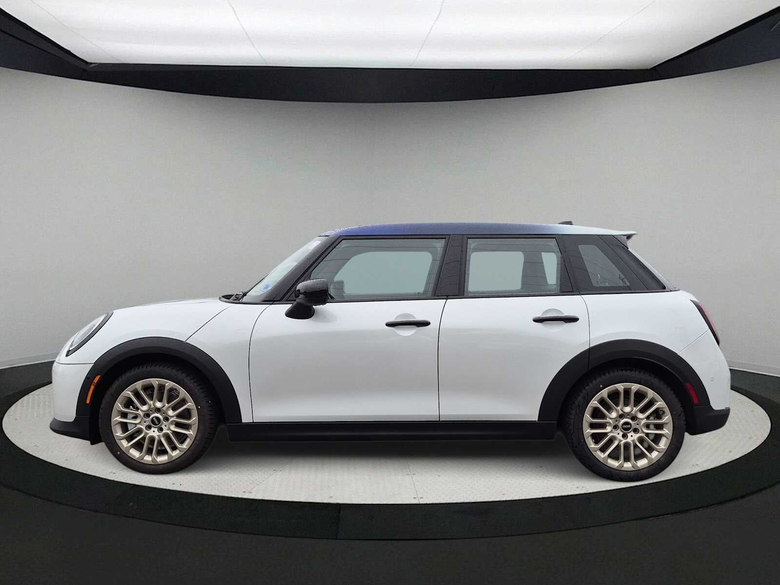 2027 MINI 4 DOOR ICONIC
