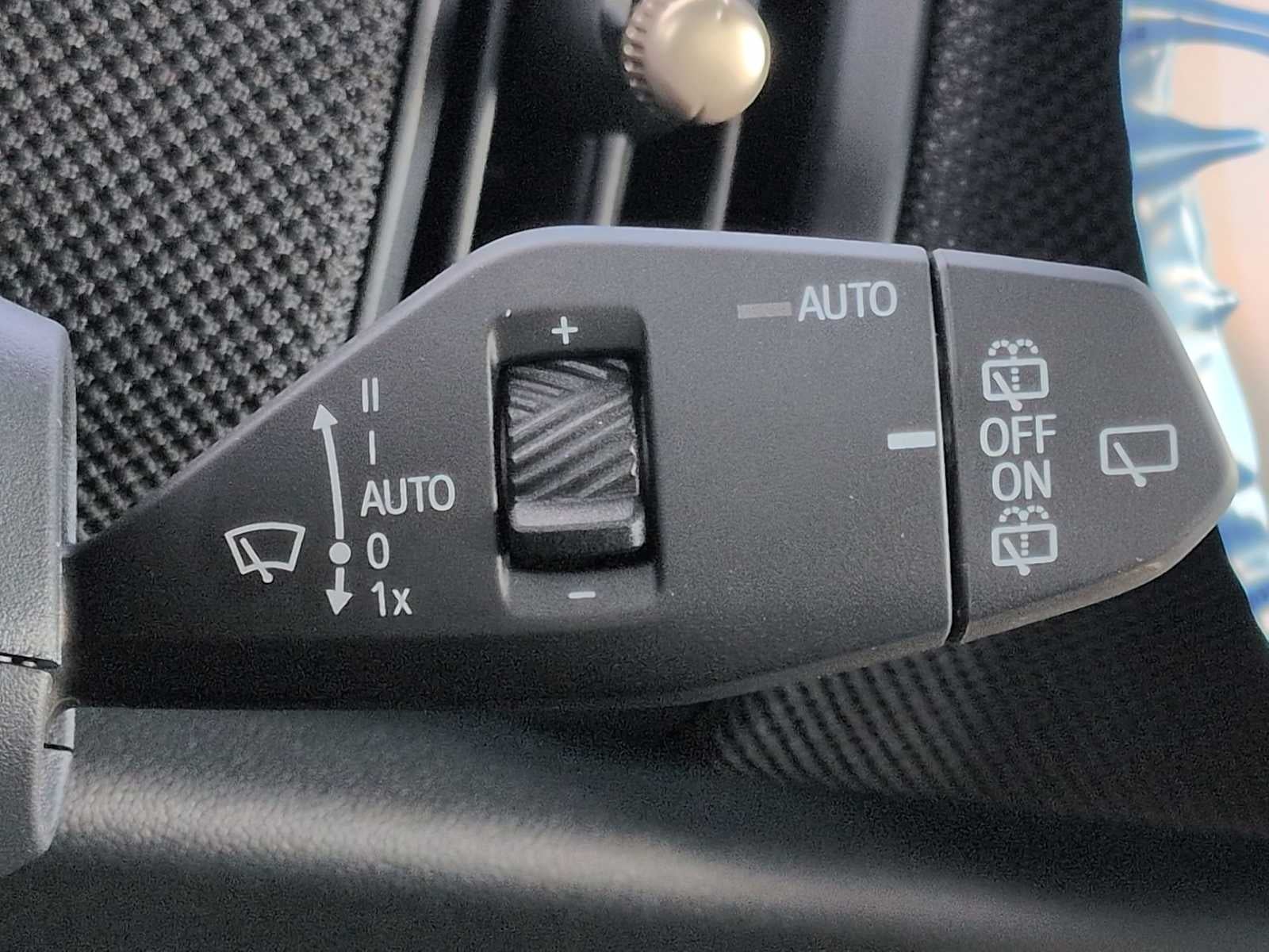 2026 MINI 4 DOOR ICONIC