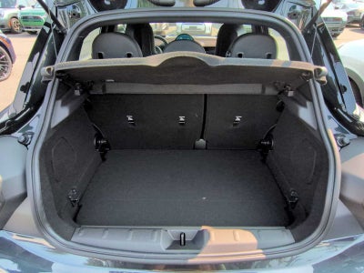 2026 MINI 4 DOOR ICONIC