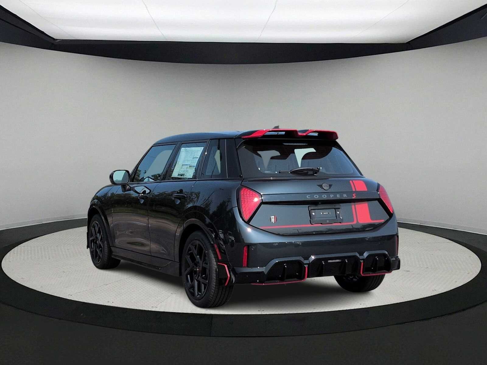 2026 MINI 4 DOOR ICONIC