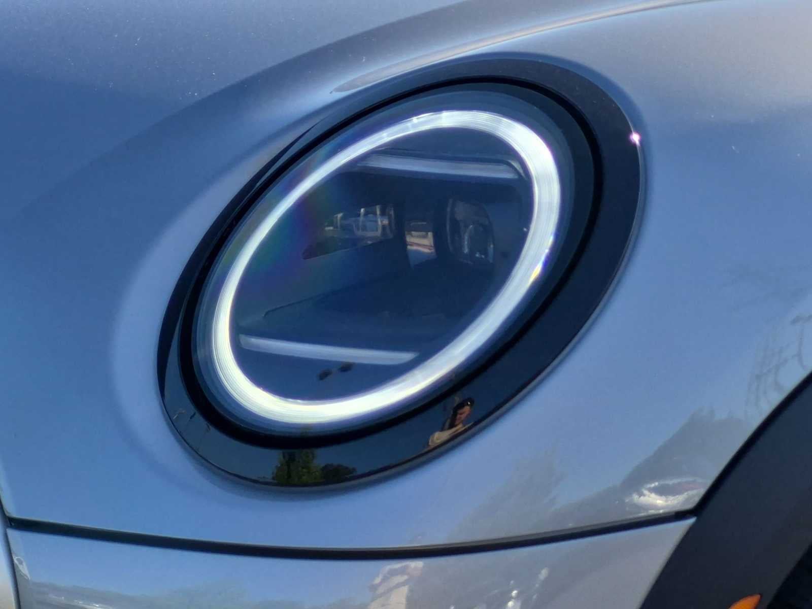 2027 MINI 4 DOOR ICONIC
