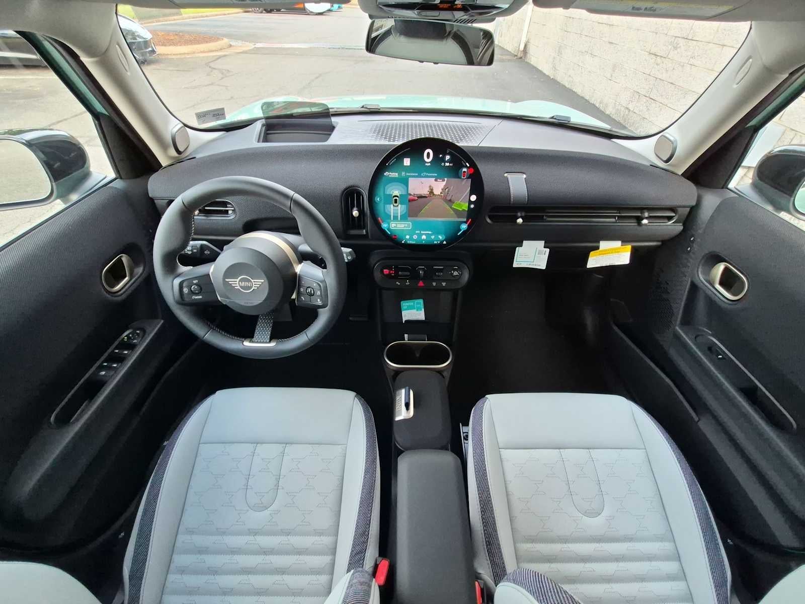2027 MINI 4 DOOR SIGNATURE PLUS