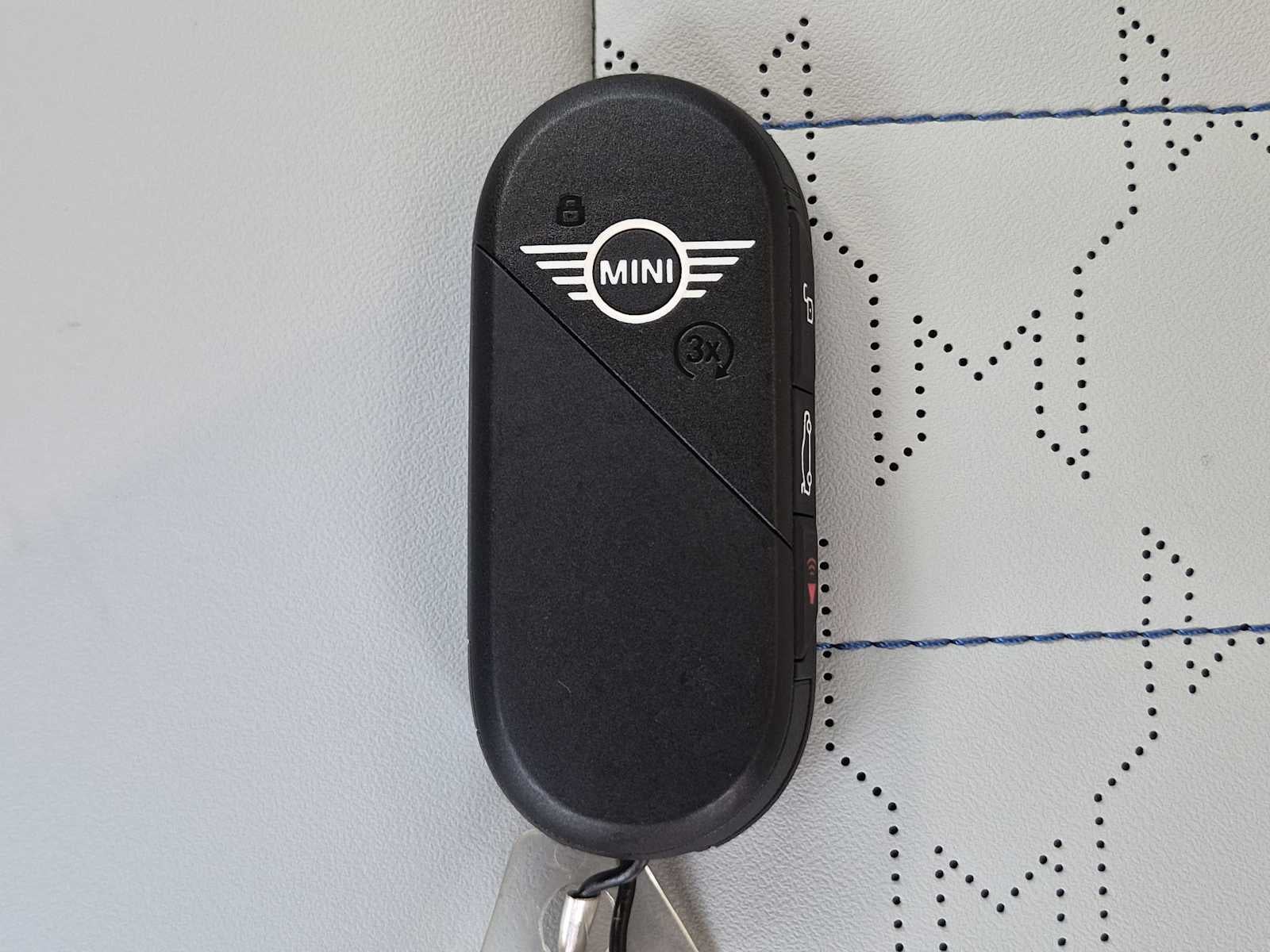 2027 MINI 4 DOOR SIGNATURE PLUS