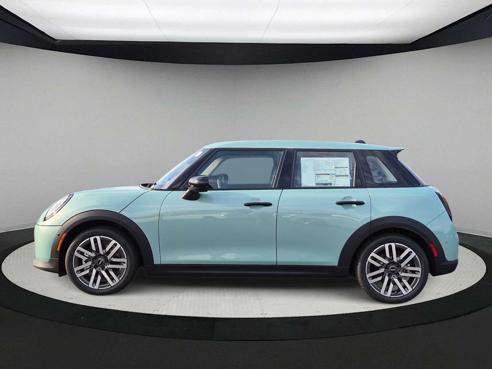 2027 MINI 4 DOOR SIGNATURE PLUS