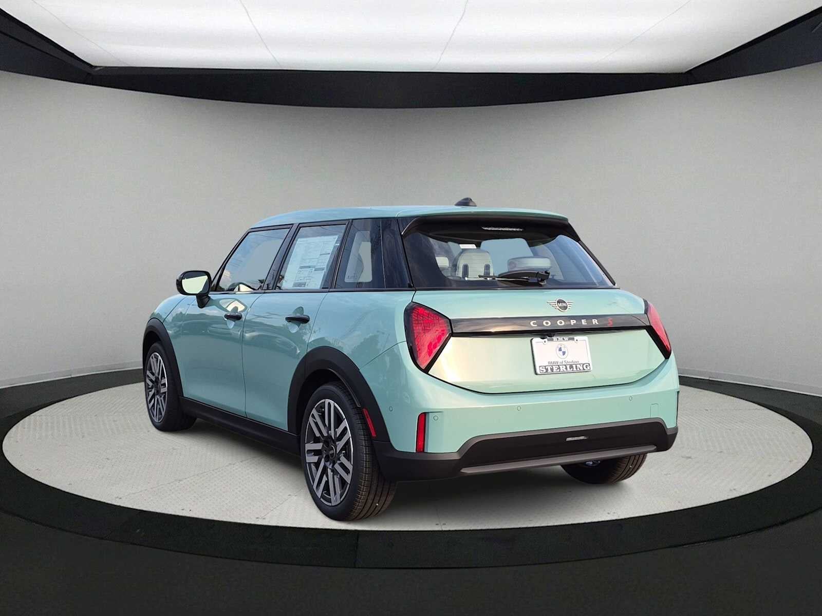 2027 MINI 4 DOOR SIGNATURE PLUS