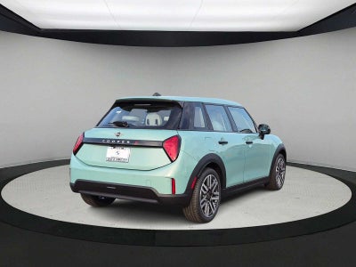 2027 MINI 4 DOOR SIGNATURE PLUS