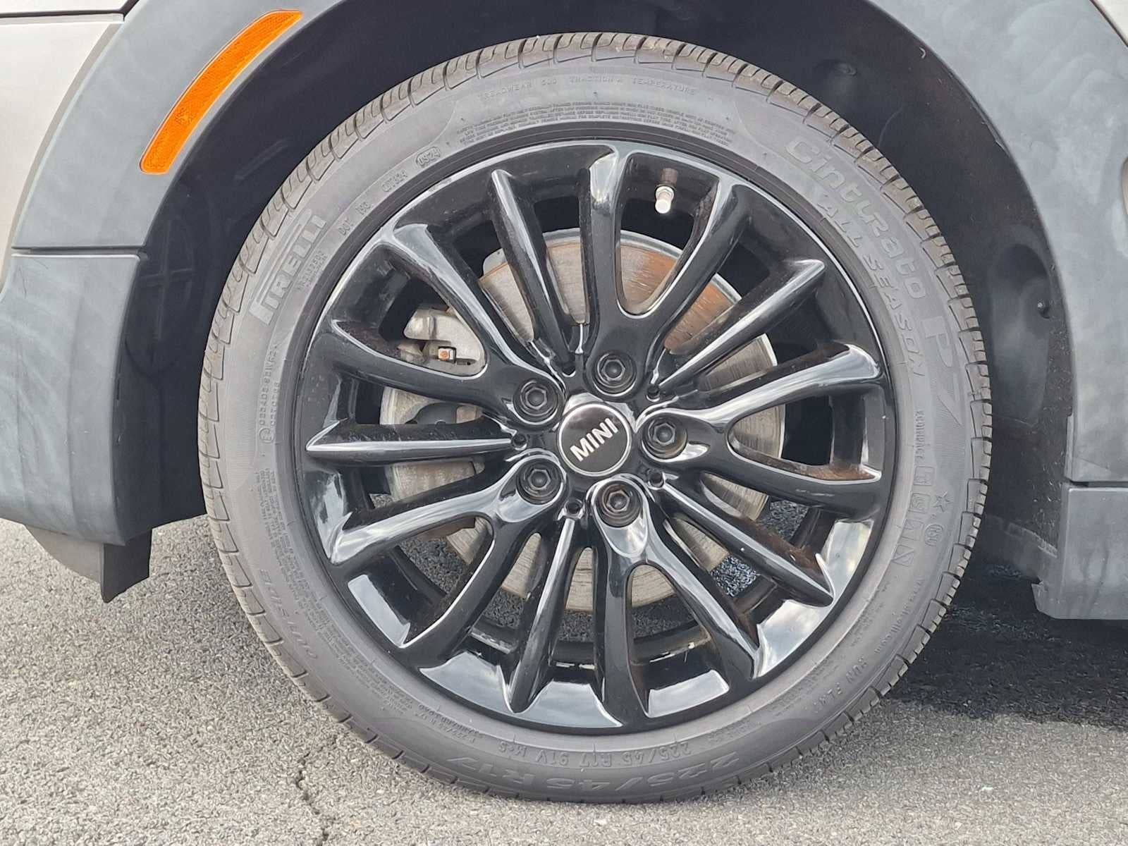 2017 MINI CLUBMAN Cooper S