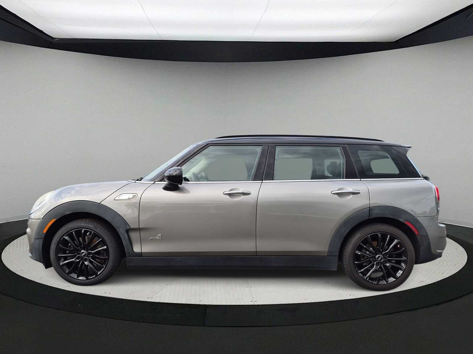 2017 MINI CLUBMAN Cooper S