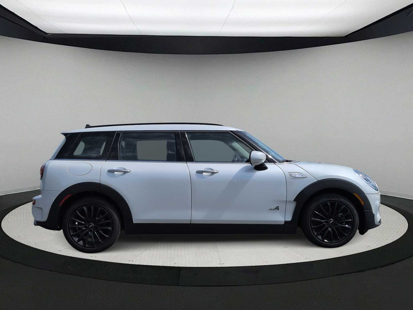 2024 MINI CLUBMAN Cooper S