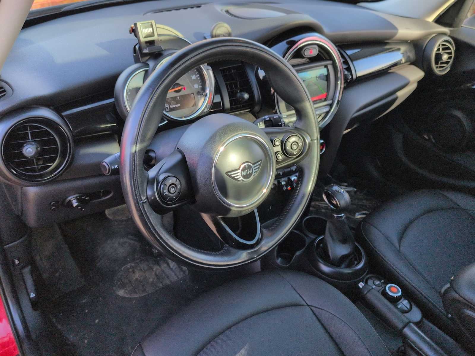2019 MINI HARDTOP 4 DOOR SIGNATURE