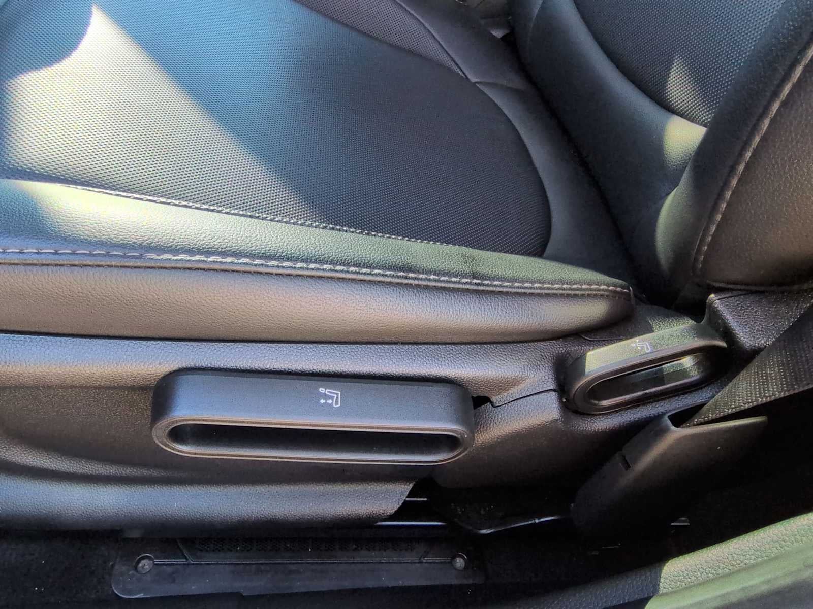 2019 MINI HARDTOP 4 DOOR SIGNATURE